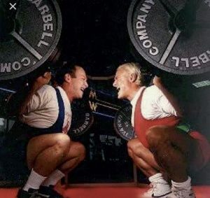 squat un esercizio praticato da tutti, uomini e donne
