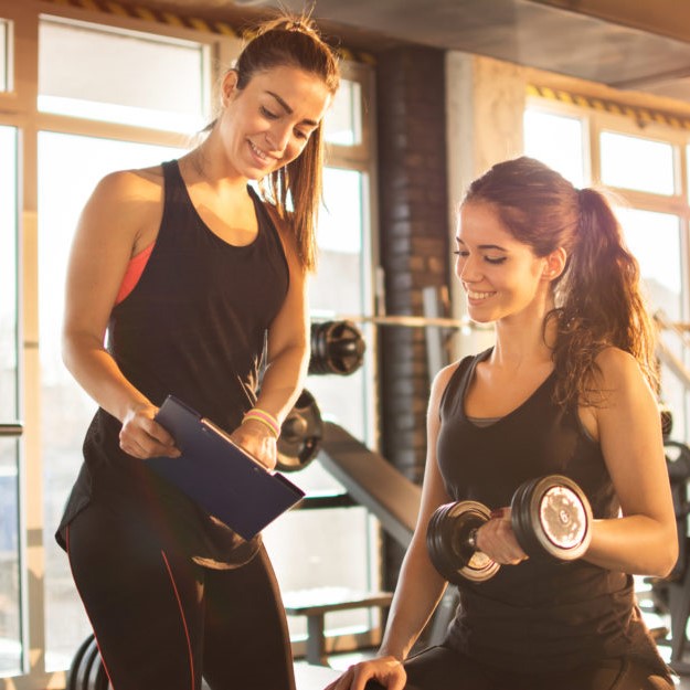allenamento per donne tutto quello che serve sapere per impostare un training personalizzato in palestra e non solo