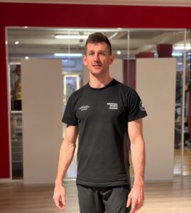 Stefano Mattavelli personal trainer in palestra allo Sporting Club Leonardo da Vinci